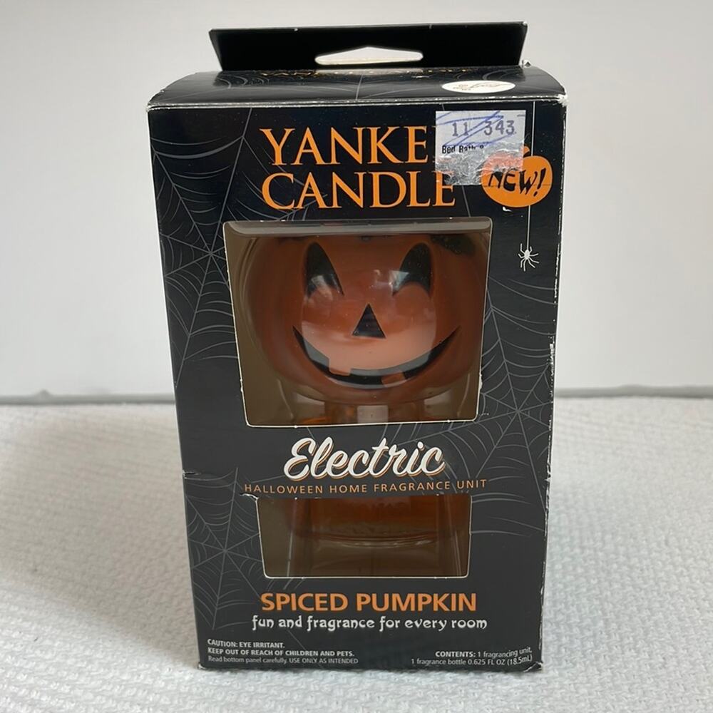 Yankee Candle Halloween Spiced Pumpkin fragrance unit